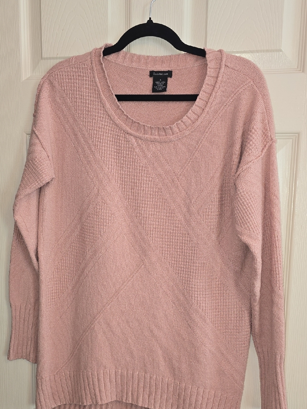 Calvin Klein Jeans Blush Scoop Neck Textured Knit Sweater‎